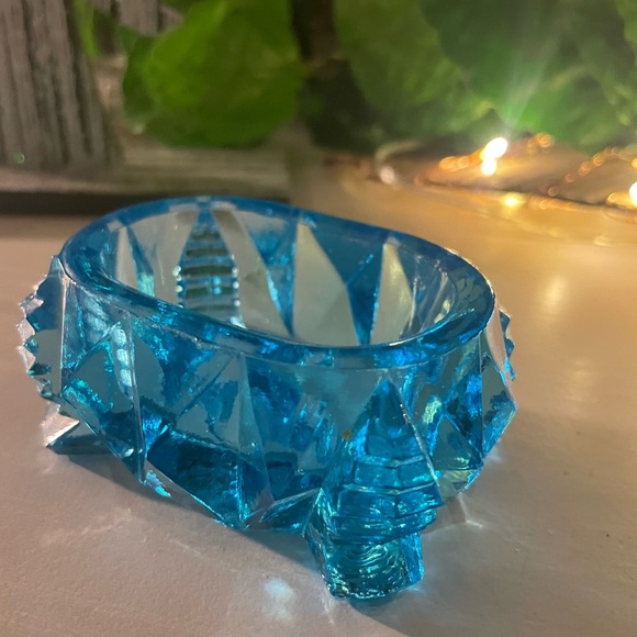Antique Blue Teal Turquoise GLASS Open Salt Cellar Formal Trinket Dipping Dish - Picture 2 of 6